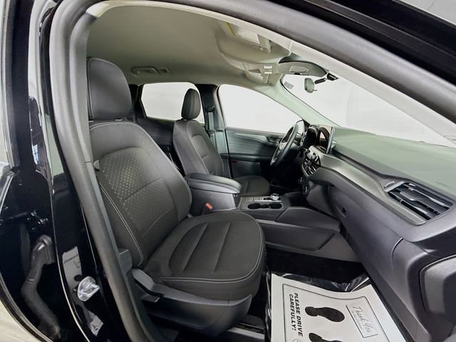 Certified 2025 Ford Escape Active image 25