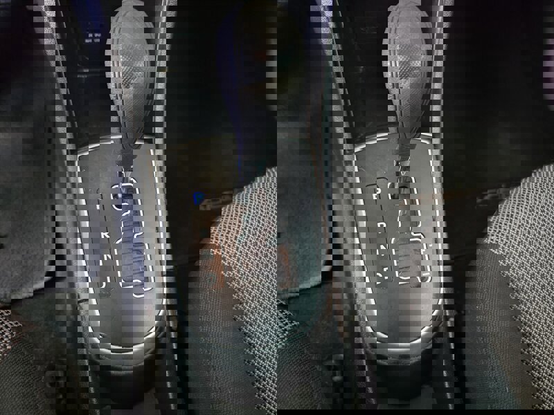 Used 2012 Hyundai Accent GS image 20