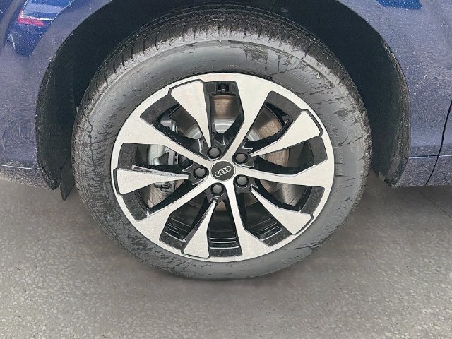 New 2026 Audi Q3 quattro 2.0T AWD/4WD image 41