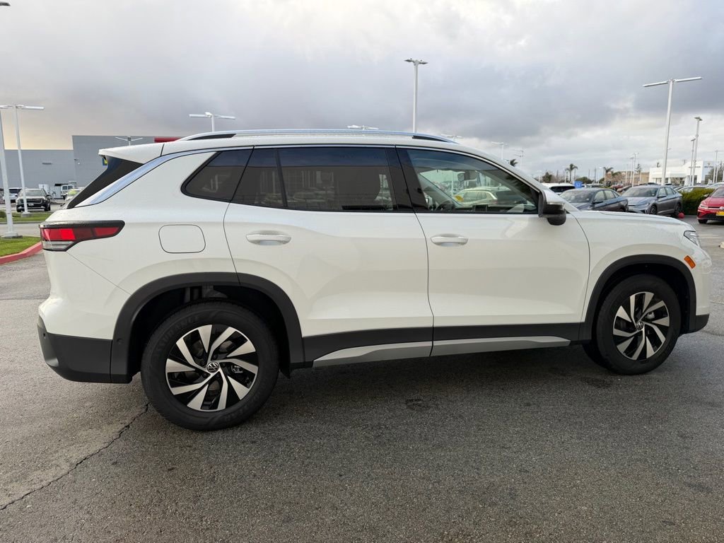 New 2026 Volkswagen Tiguan S FWD image 7