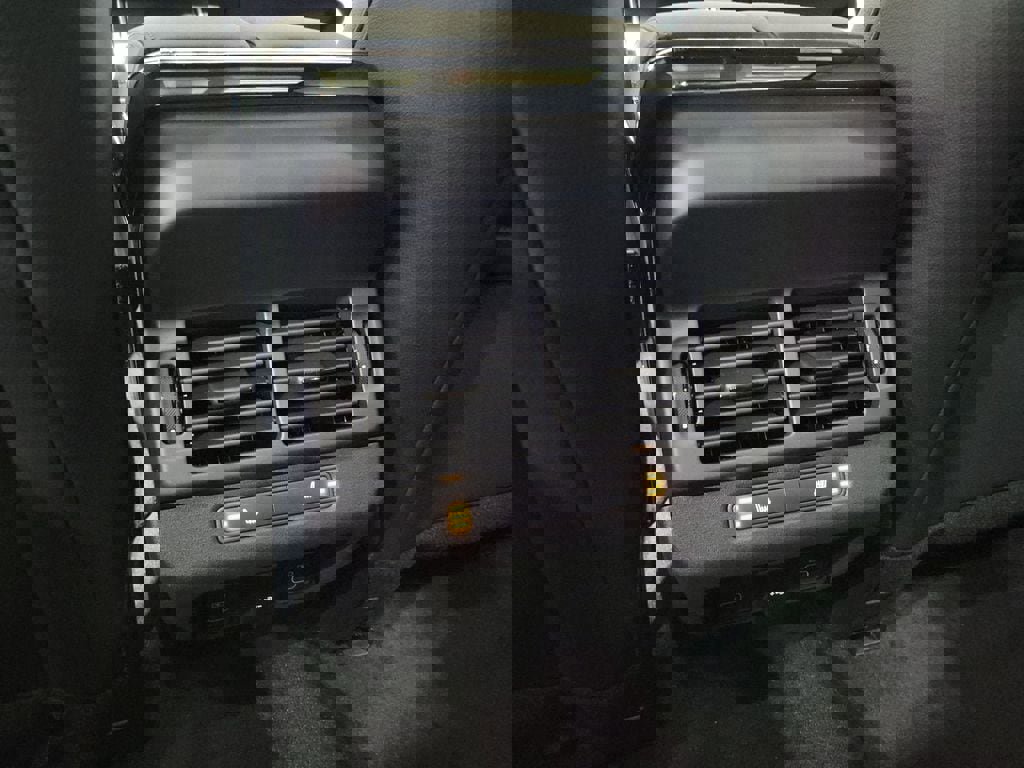 New 2026 Land Rover Range Rover Evoque Dynamic SE image 23