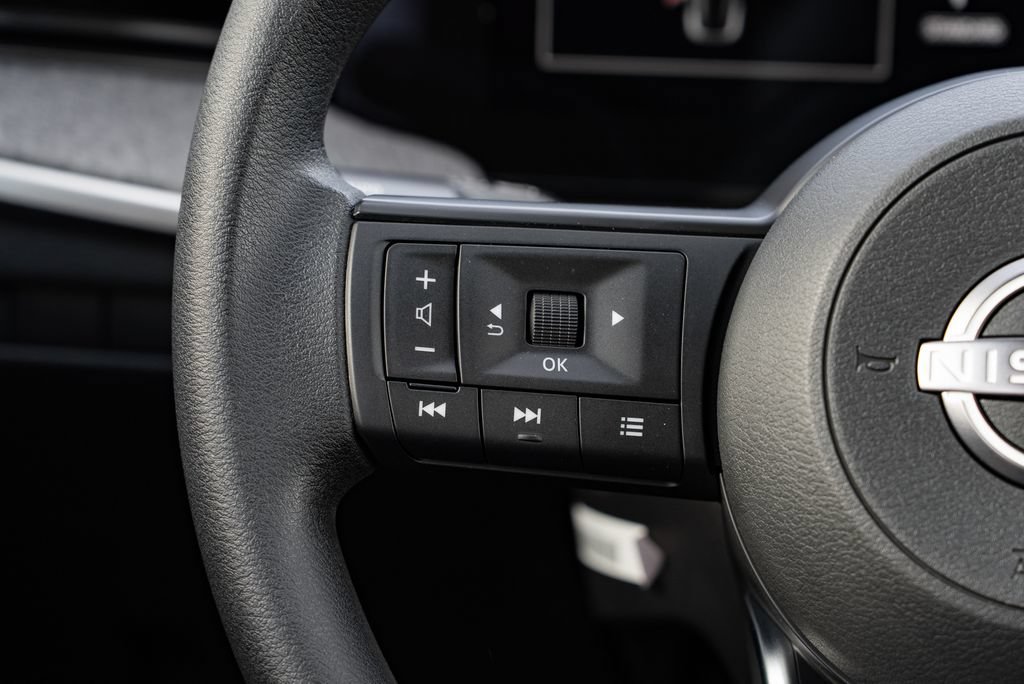 New 2026 Nissan Kicks SV AWD/4WD image 13
