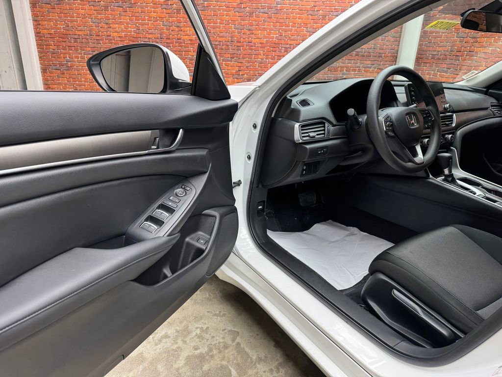 Used 2020 Honda Accord LX image 8