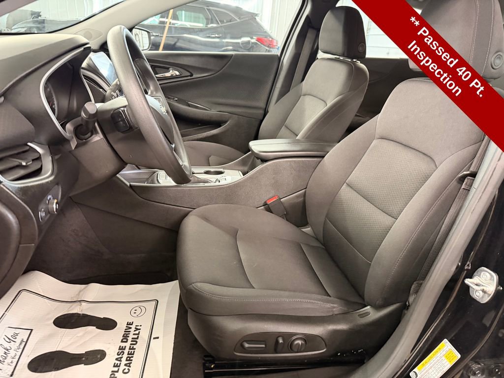 Used 2024 Chevrolet Malibu LT image 11