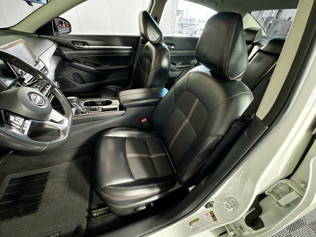 Used 2024 Nissan Altima 2.5 SR FWD image 16