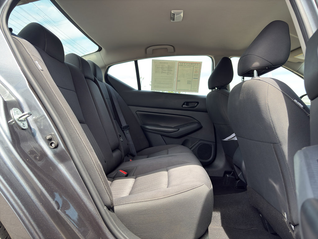 Used 2023 Nissan Altima 2.5 S FWD image 16