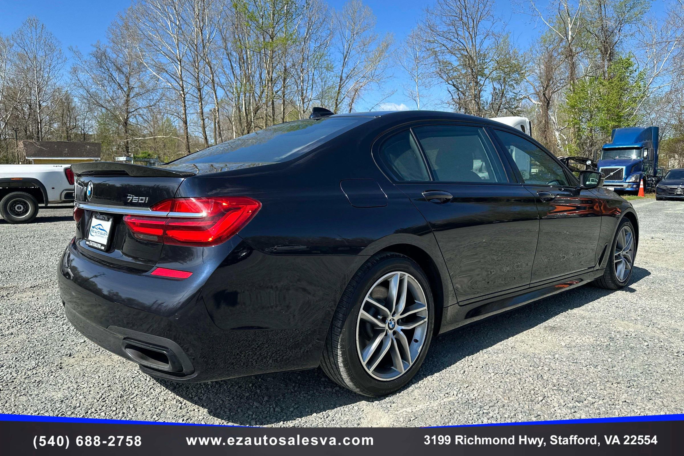 Used 2017 BMW 750i xDrive AWD/4WD image 16