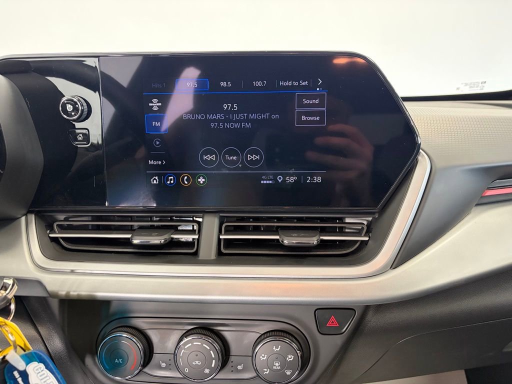 Used 2026 Chevrolet Trax RS w/ Driver Confidence Package image 12