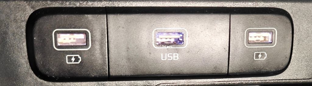 Used 2021 Kia Sorento S image 47