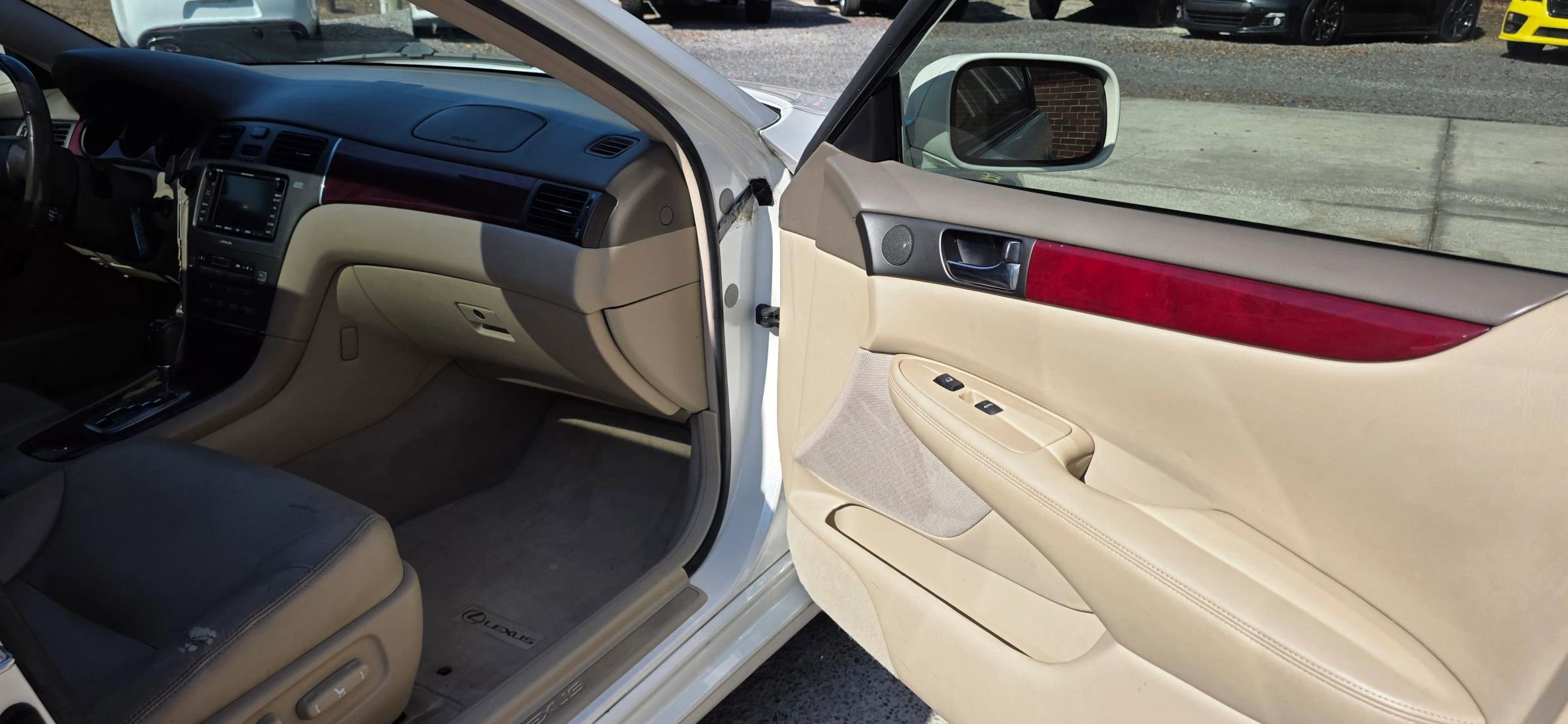 Used 2004 Lexus ES 330 image 16