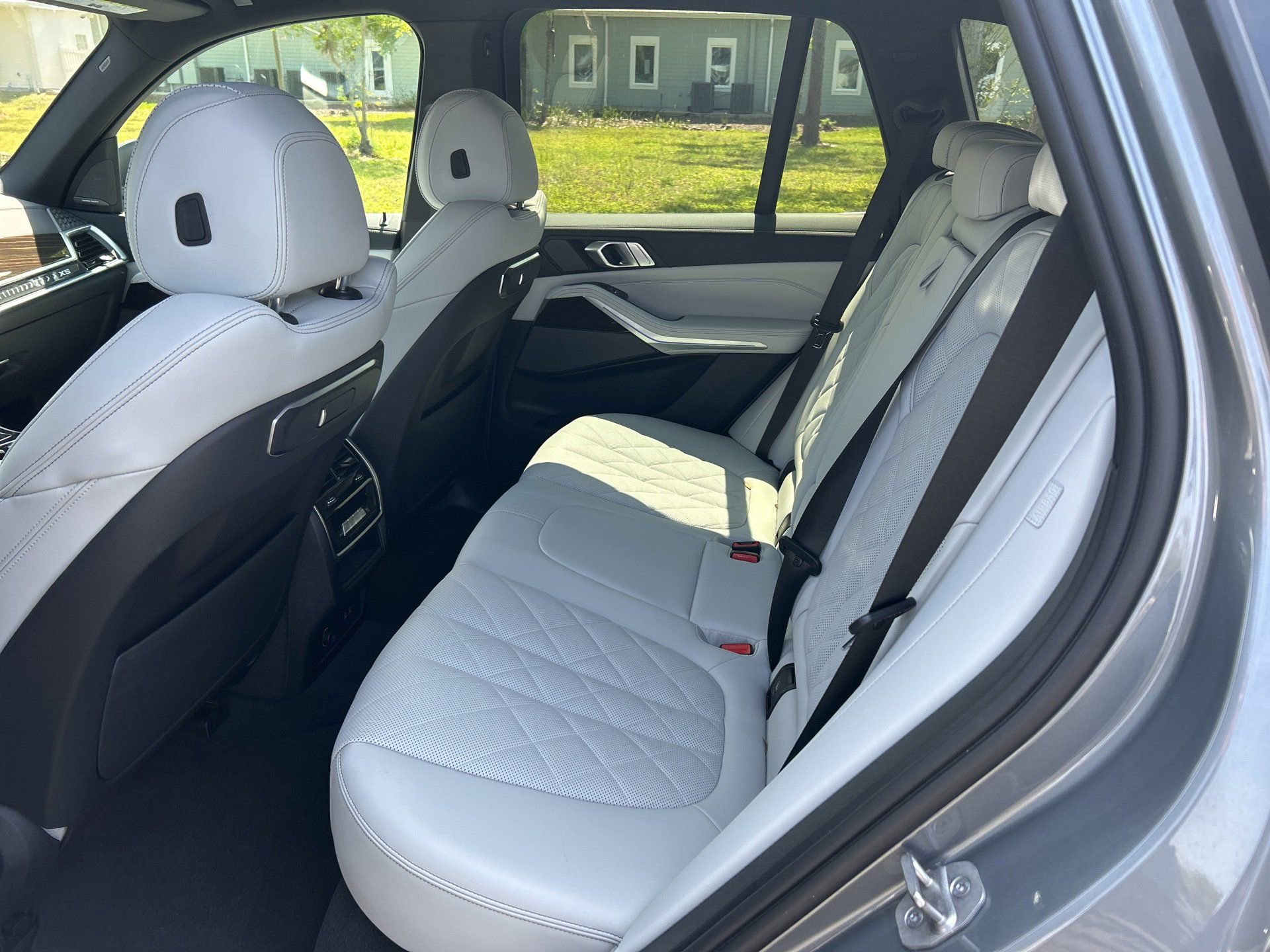 Certified 2024 BMW X5 sDrive40i w/ Premium Package image 6