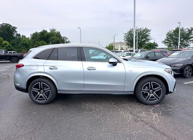 New 2025 Mercedes-Benz GLC 350e 4MATIC image 14