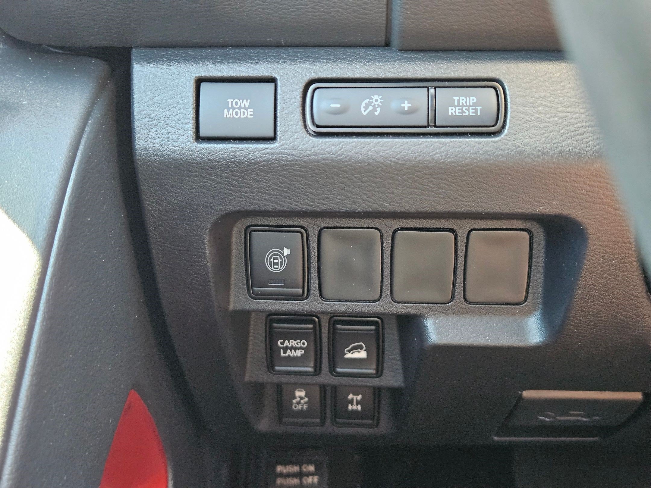 Used 2025 Nissan Frontier PRO-4X AWD/4WD image 22