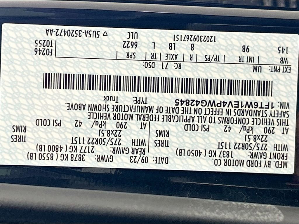 Used 2023 Ford F150 Lightning Platinum image 34