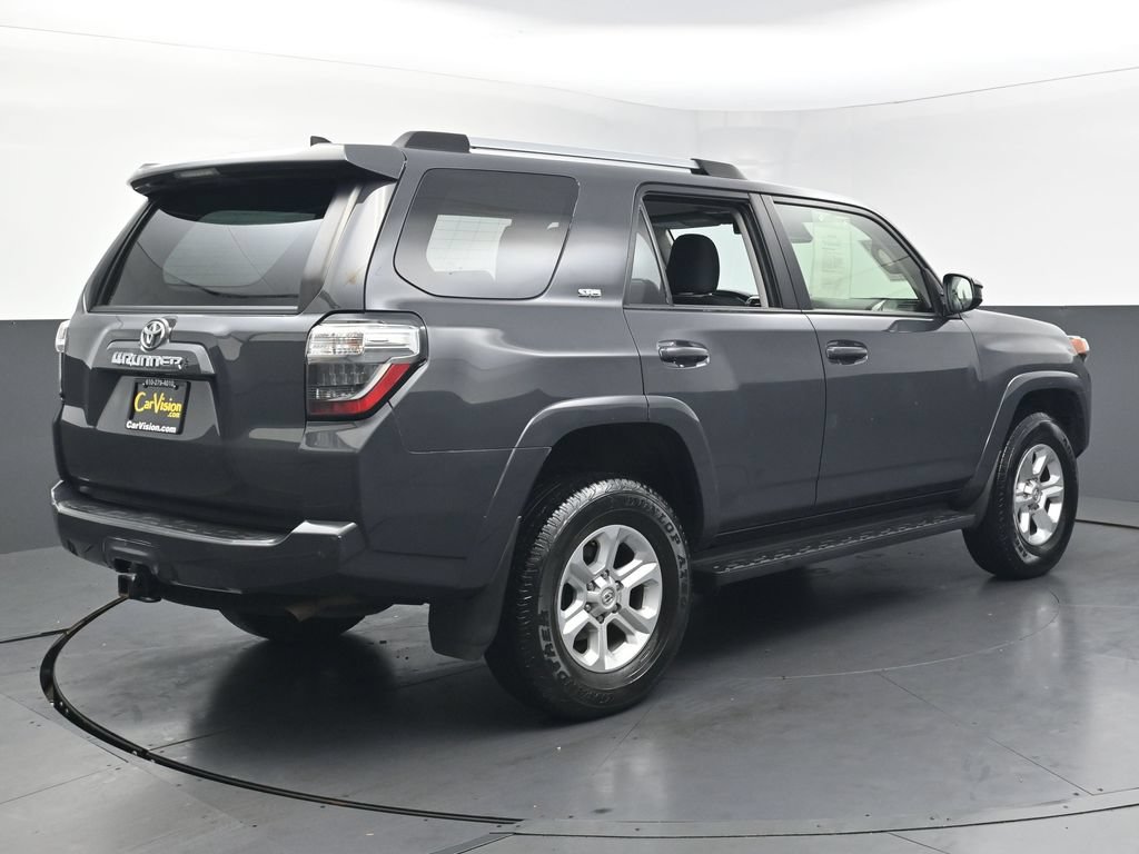 Used 2024 Toyota 4Runner SR5 AWD/4WD image 5