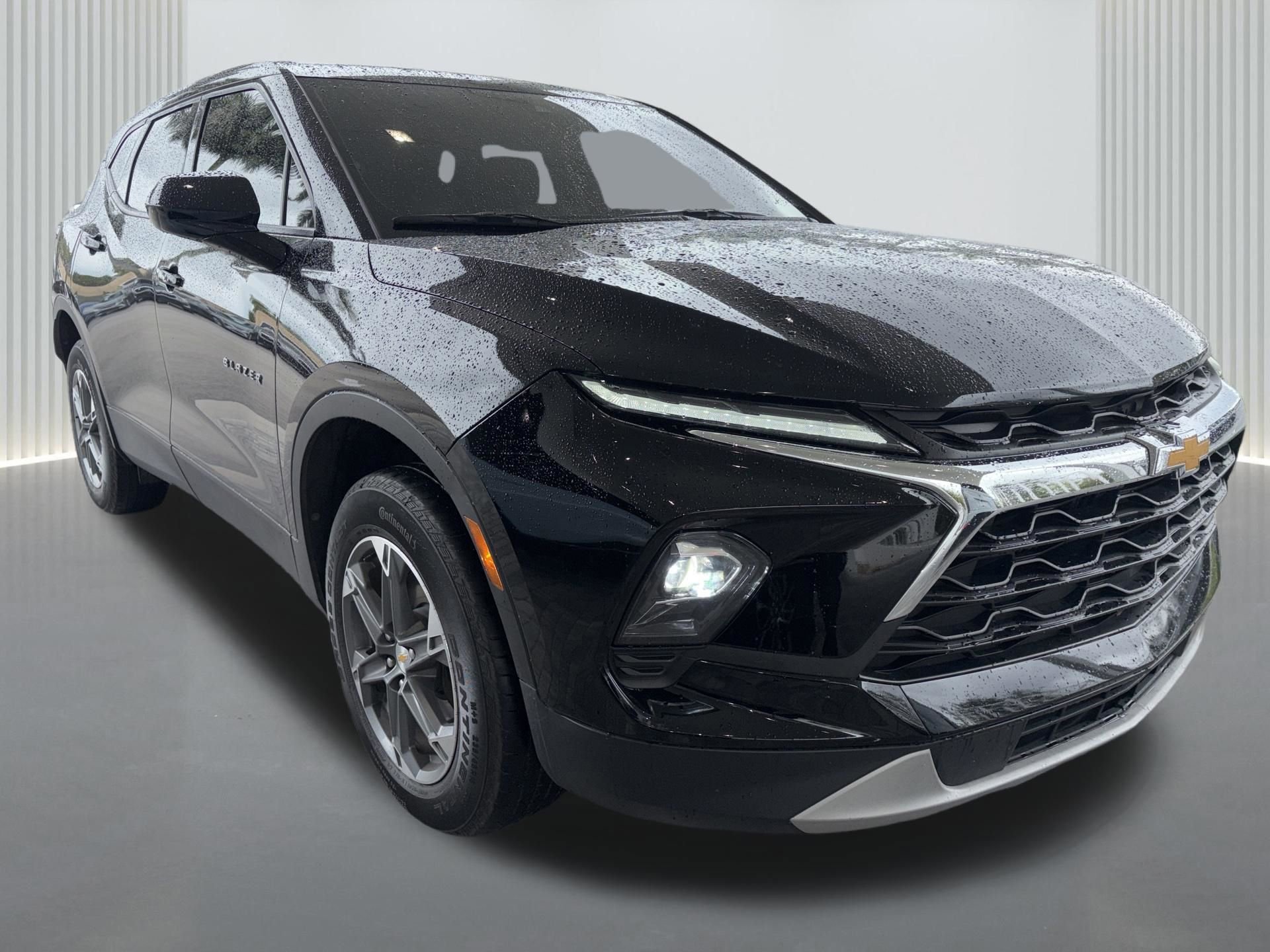 Used 2024 Chevrolet Blazer LT FWD video 2