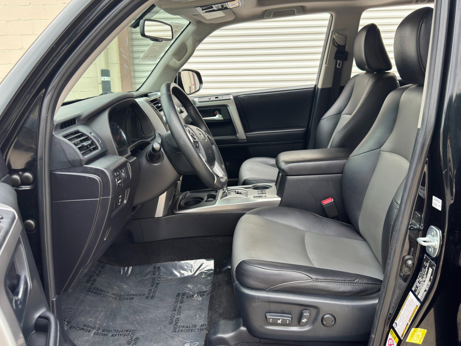 Used 2016 Toyota 4Runner SR5 Premium RWD image 16