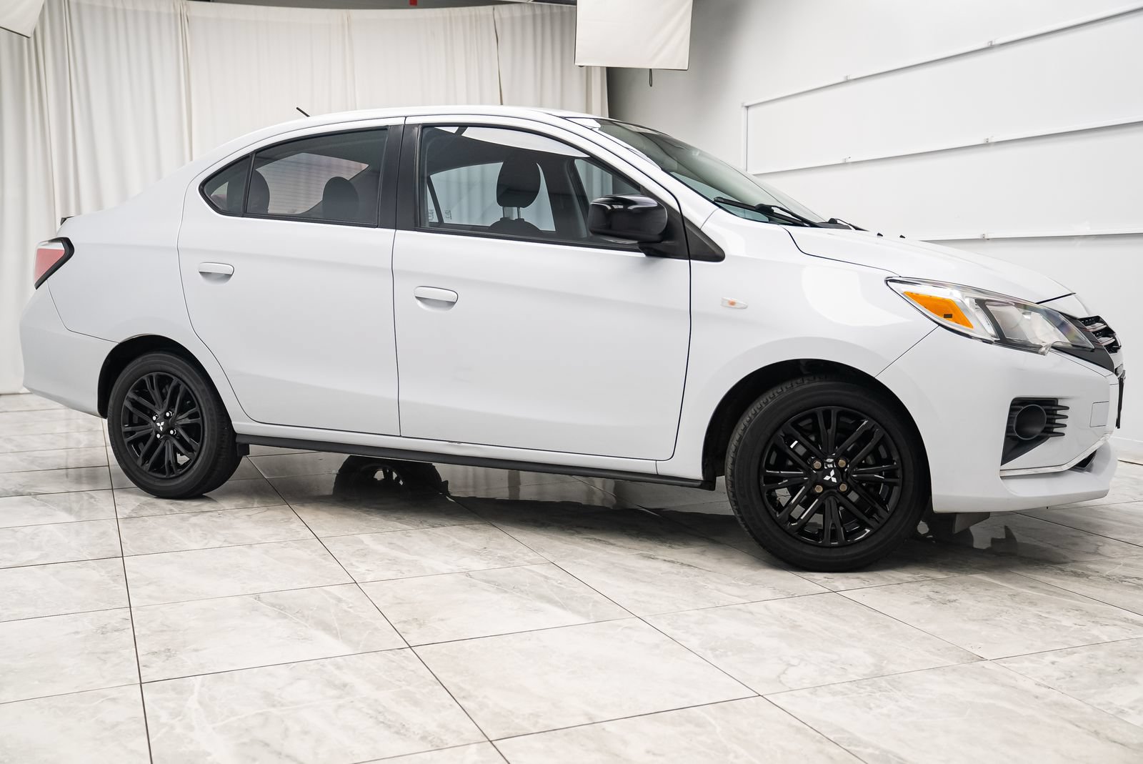 Used 2022 Mitsubishi Mirage G4 Black Edition FWD image 2