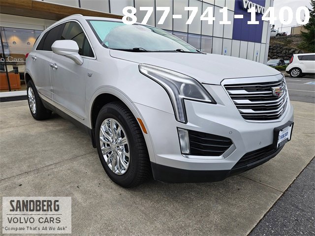 Used 2017 Cadillac XT5 Luxury w/ Driver Awareness Package image 3