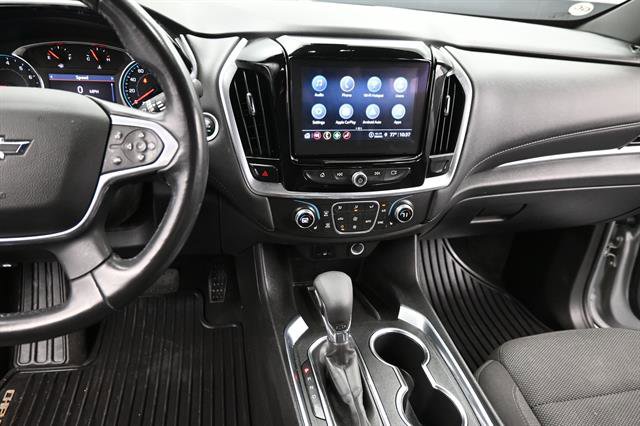 Used 2022 Chevrolet Traverse LT FWD image 16