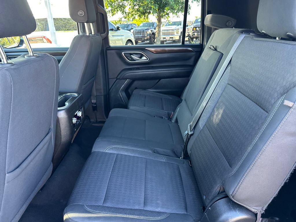 Used 2023 GMC Yukon XL SLE w/ Gmc Pro Safety Plus Package RWD image 33
