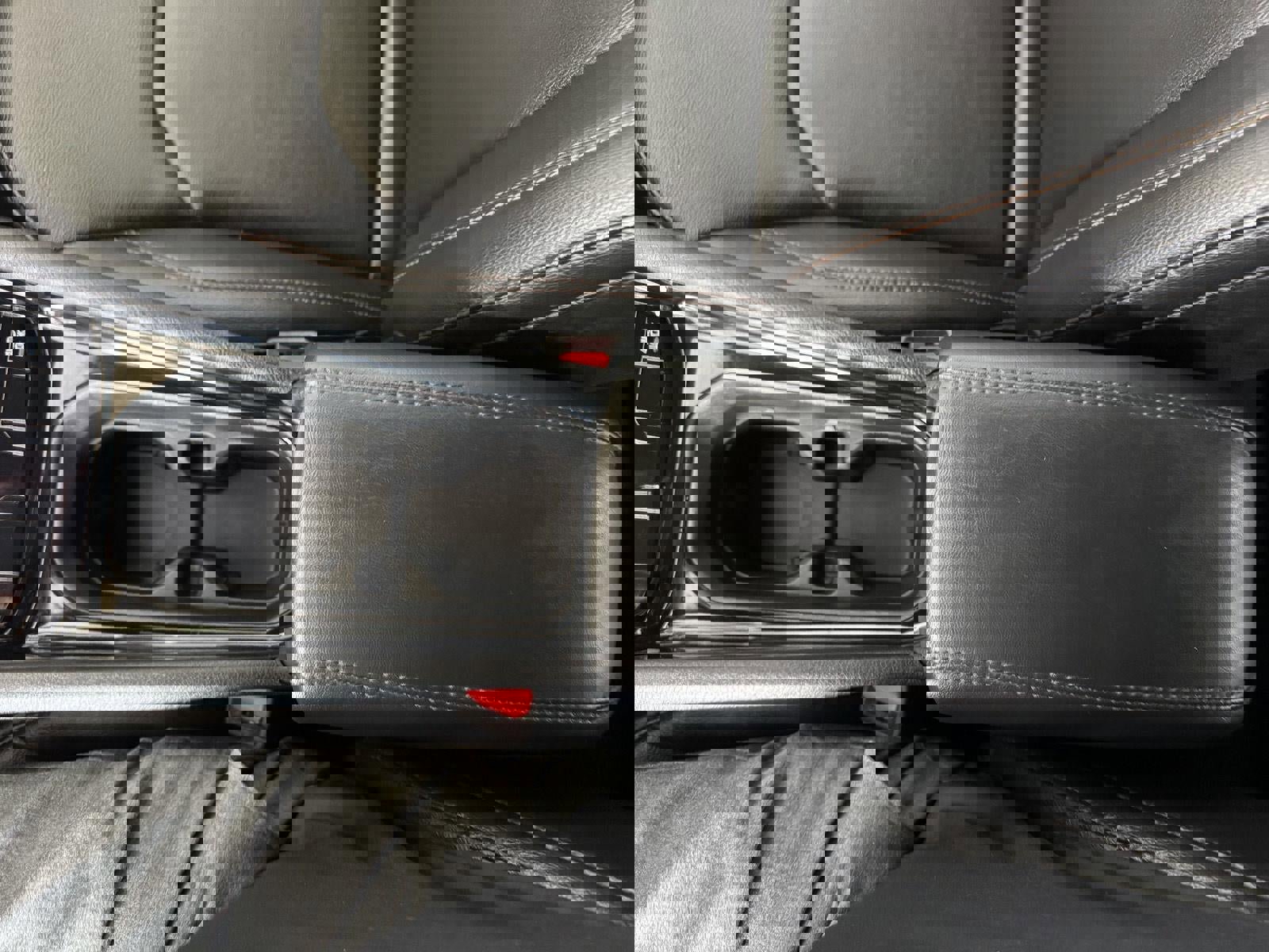 Used 2024 Jeep Compass Limited image 23