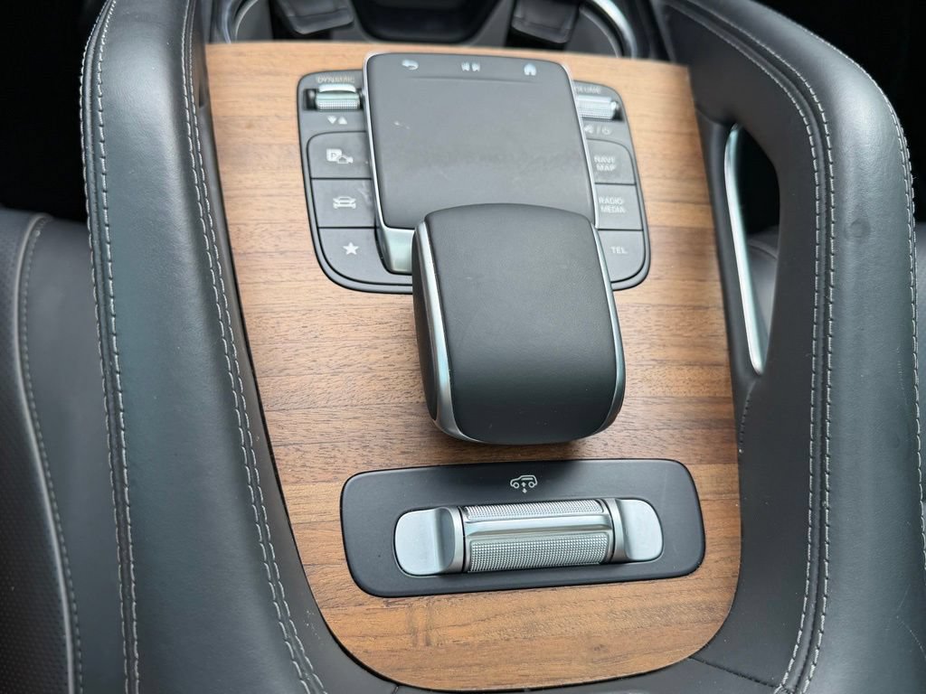 Used 2024 Mercedes-Benz GLS 580 4MATIC image 40