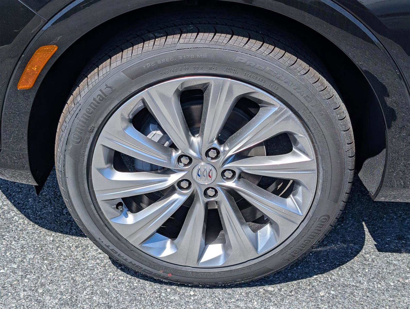 New 2025 Buick Envista Avenir image 7