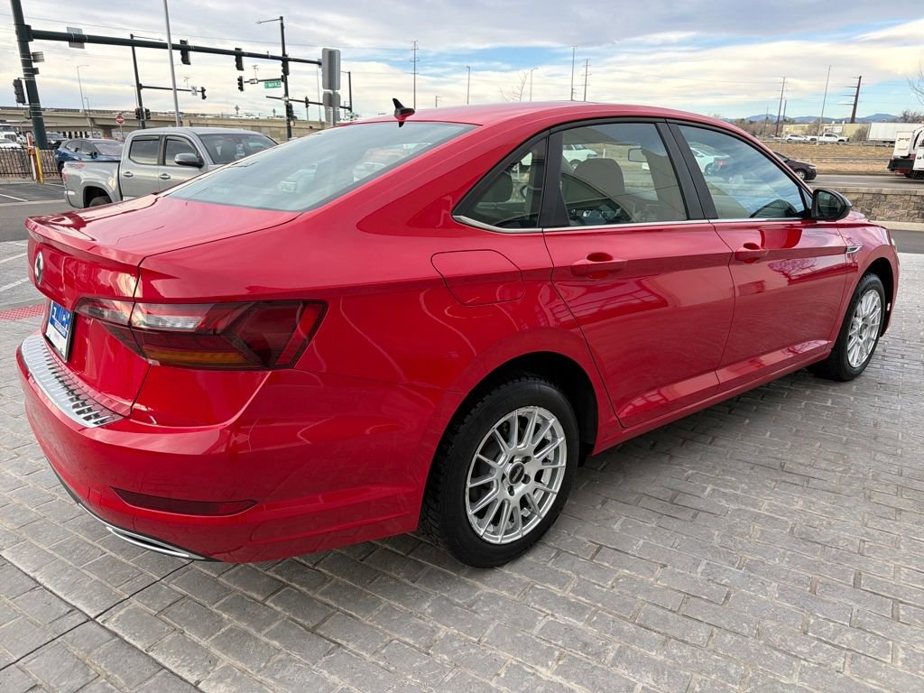 Used 2019 Volkswagen Jetta R-Line image 5