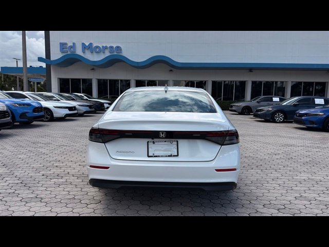 Certified 2023 Honda Accord EX image 12