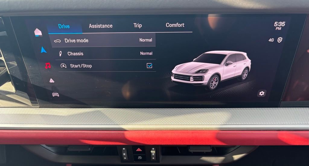 Certified 2024 Porsche Cayenne image 26