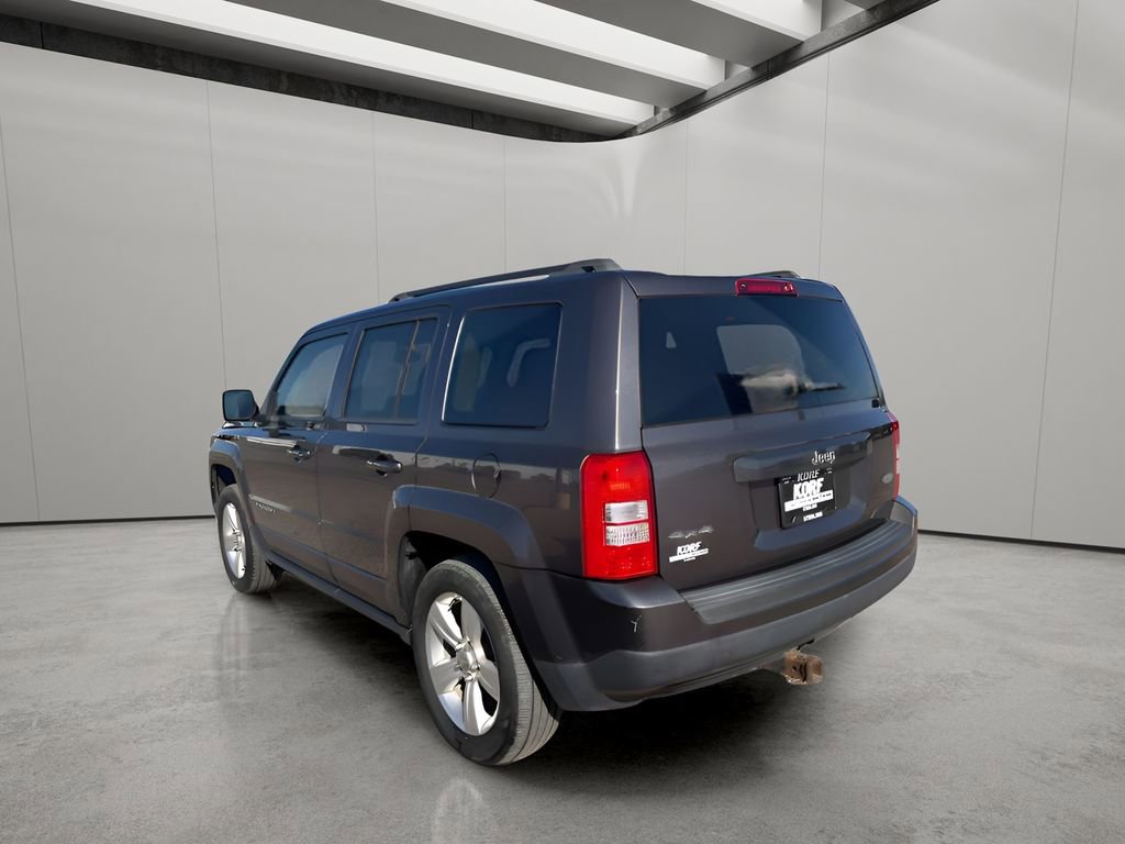 Used 2015 Jeep Patriot Latitude image 3
