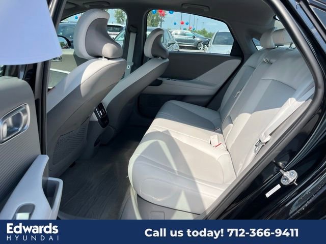 New 2024 Hyundai Ioniq 6 Limited image 12