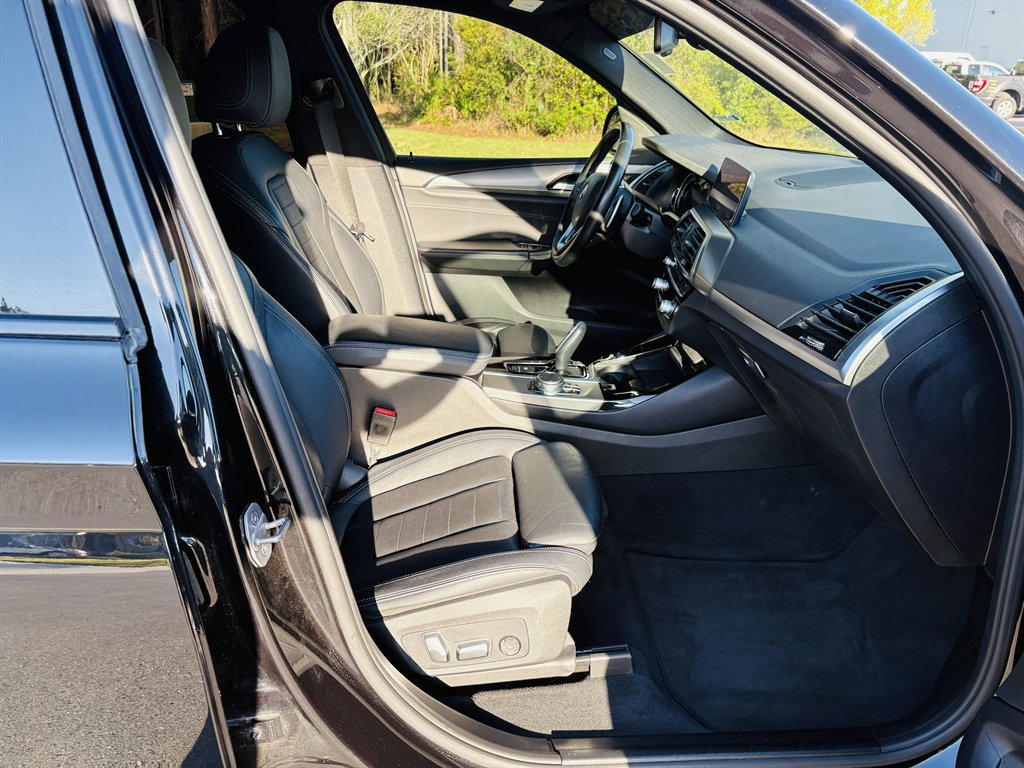 Used 2019 BMW X3 sDrive30i w/ M Sport Package 2 image 9