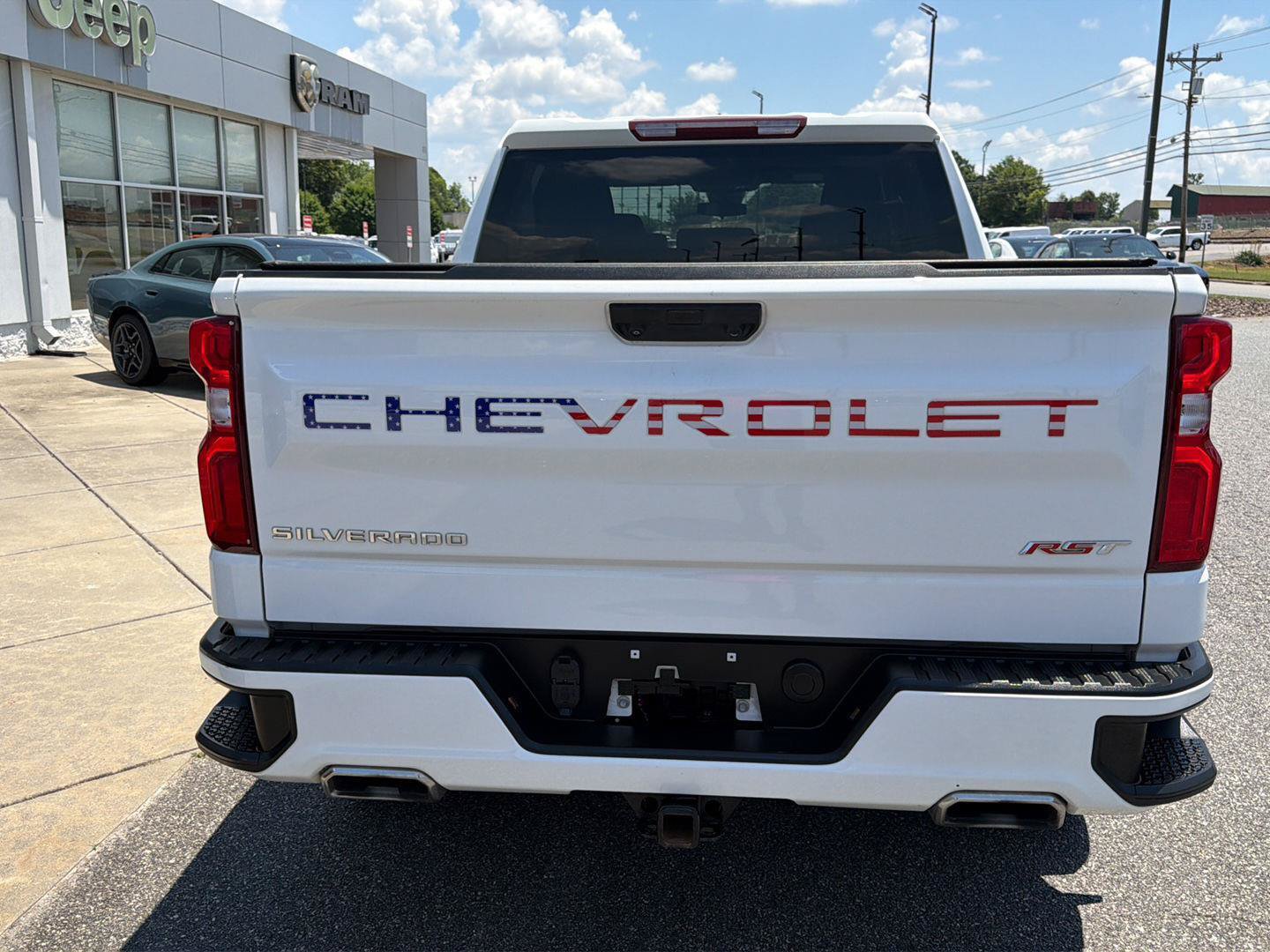 Used 2022 Chevrolet Silverado 1500 RST AWD/4WD image 13