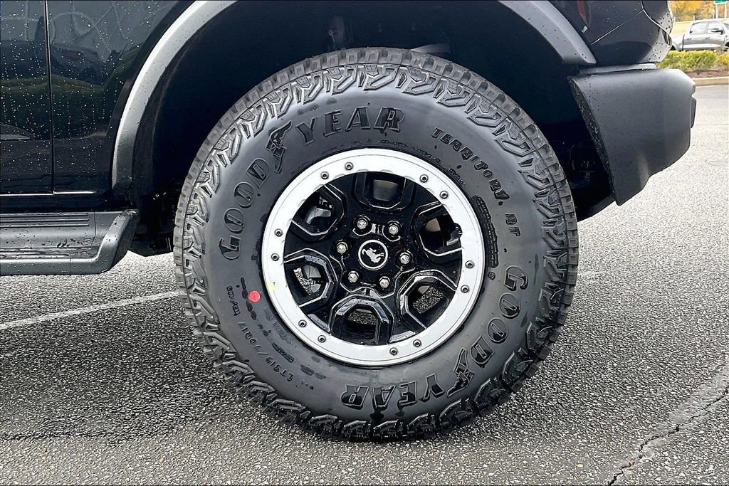 New 2025 Ford Bronco Outer Banks w/ Sasquatch Package image 12
