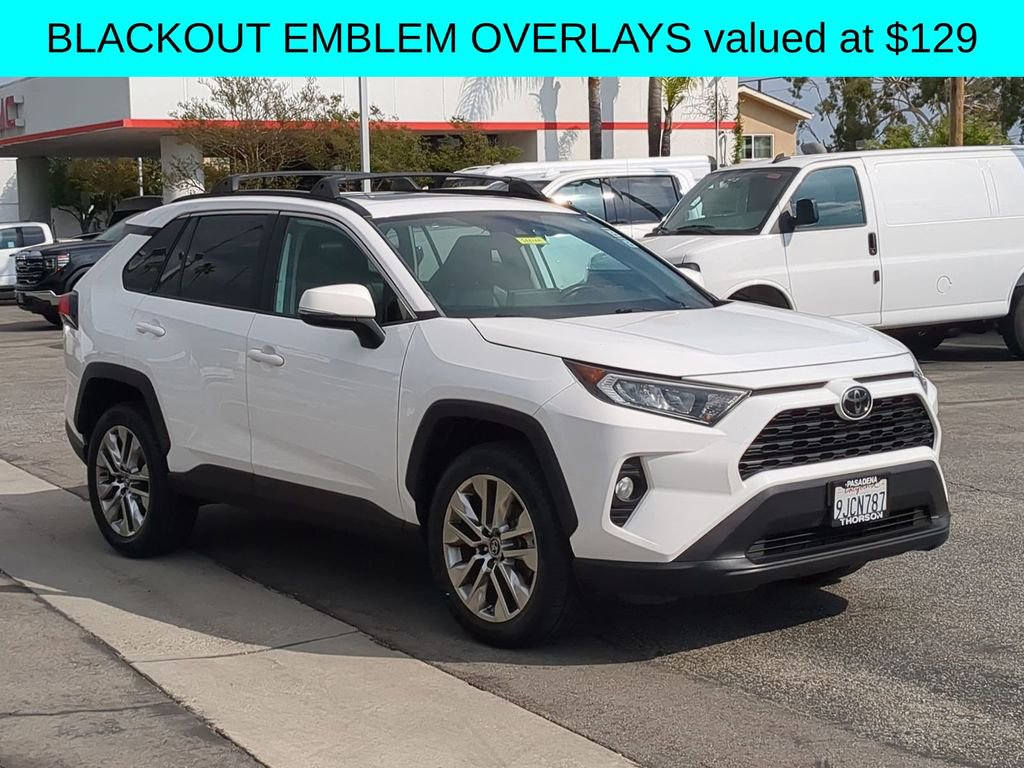 Used 2019 Toyota RAV4 XLE Premium w/ Carpet Mat Package FWD image 10