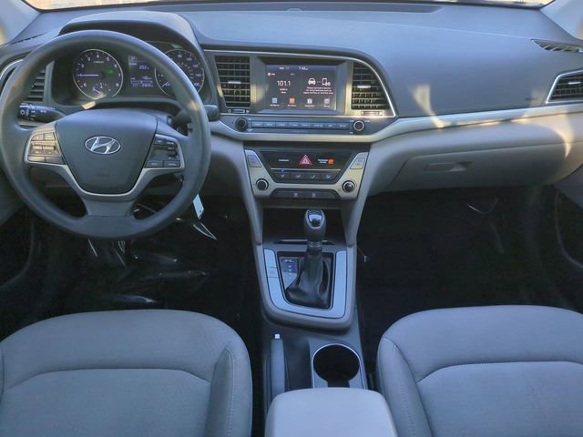 Used 2017 Hyundai Elantra SE image 14