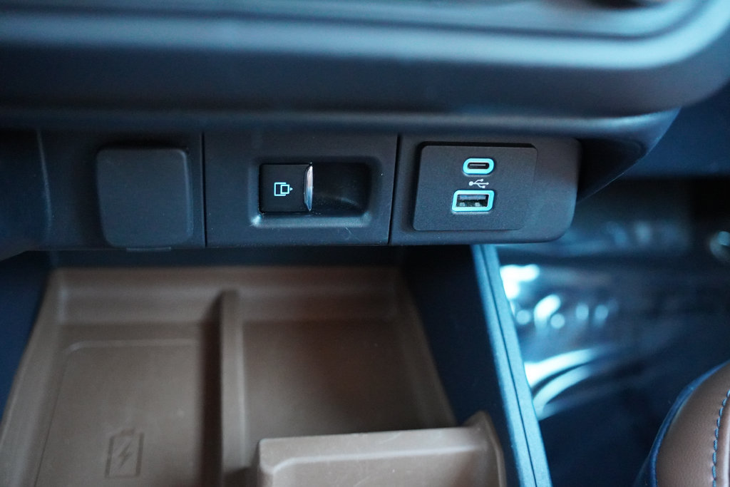 Certified 2022 Ford Maverick Lariat w/ Lariat Luxury Package FWD image 26