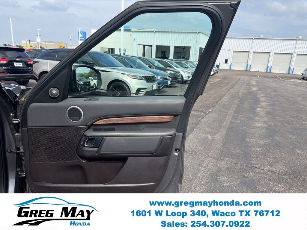Used 2018 Land Rover Discovery SE AWD/4WD image 31