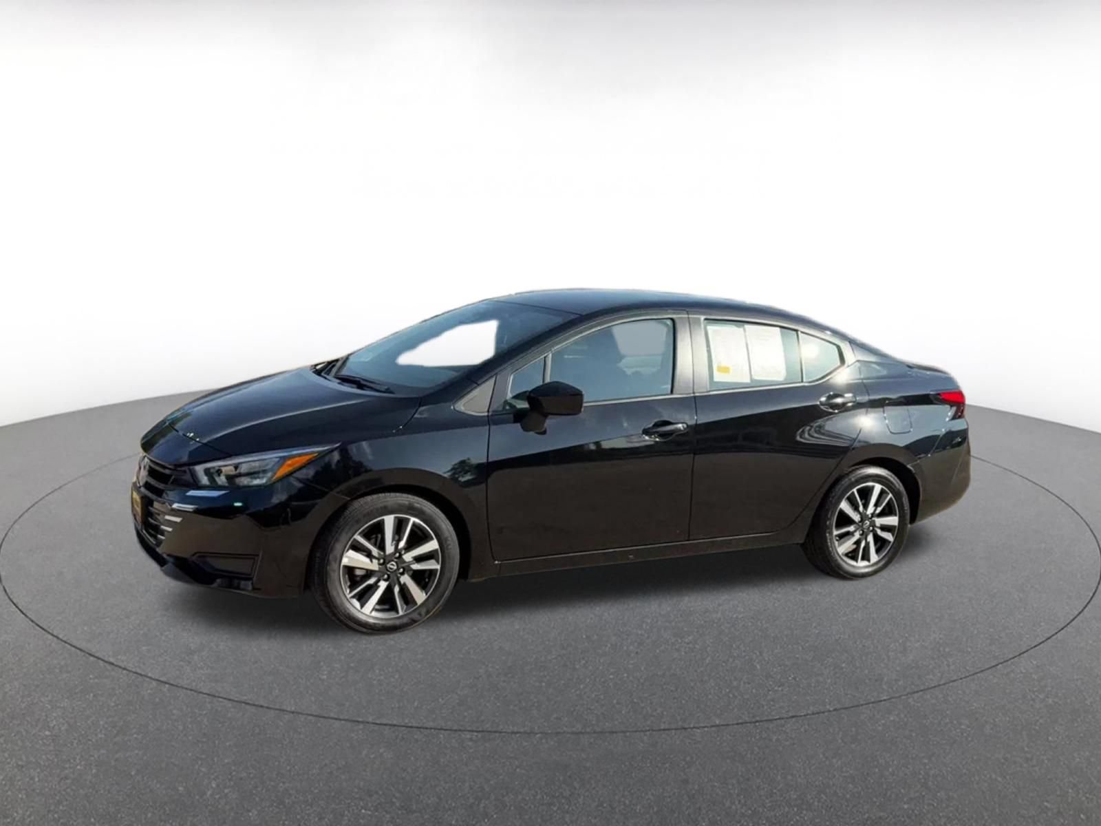 Used 2025 Nissan Versa SV FWD image 6
