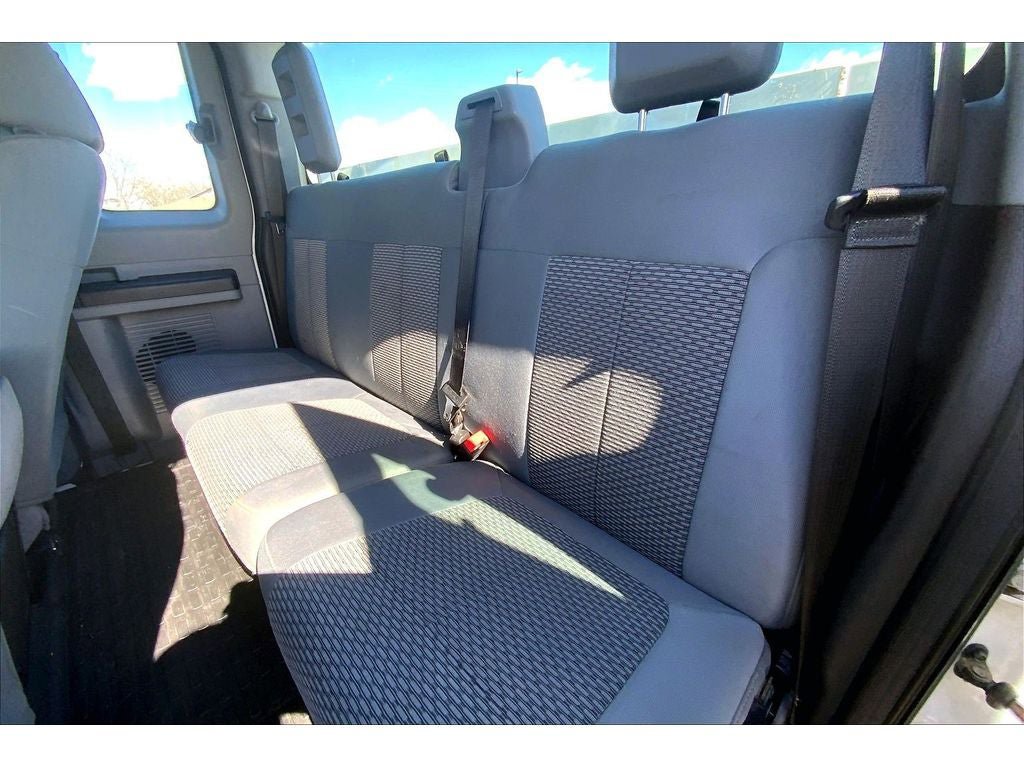 Used 2015 Ford F250 XL w/ Power Equipment Group AWD/4WD image 25