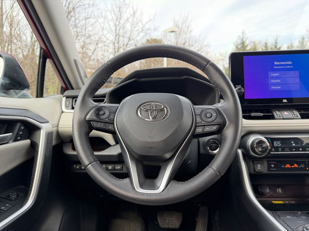 Used 2023 Toyota RAV4 Limited image 15