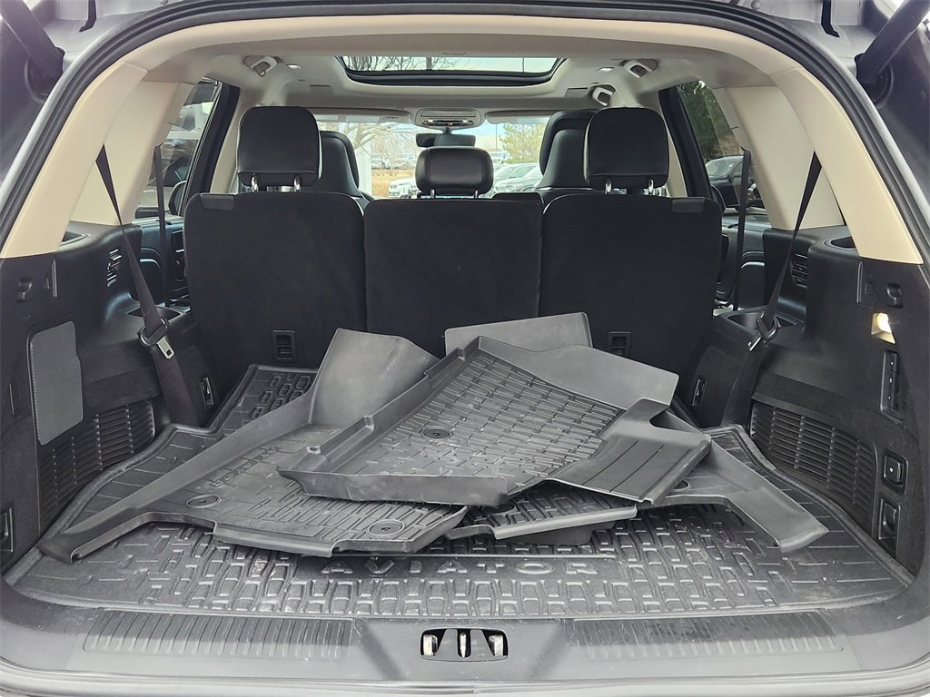 Used 2021 Lincoln Aviator Reserve w/ Equipment Group 210A image 13