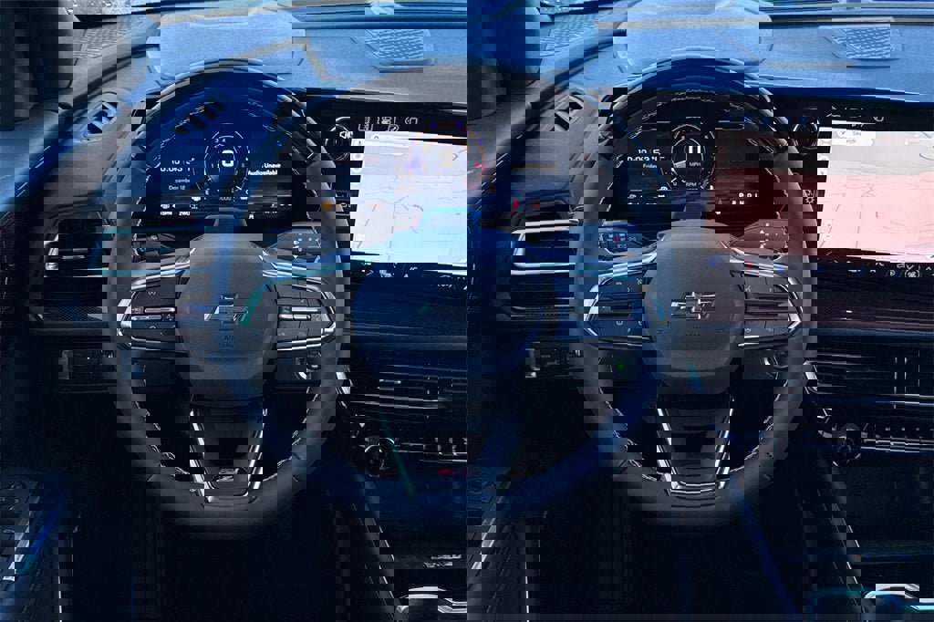 New 2026 Chevrolet Traverse Z71 w/ Enhanced Driving Package image 14