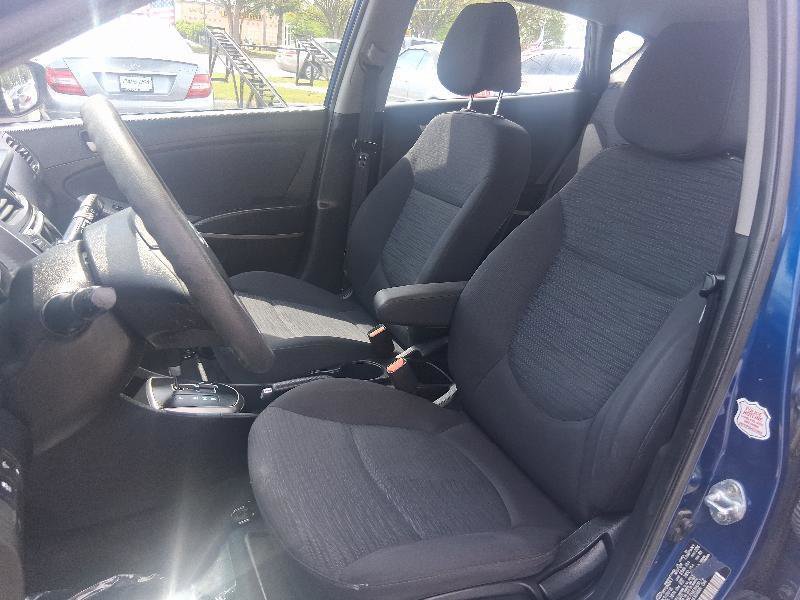 Used 2017 Hyundai Accent SE FWD image 21