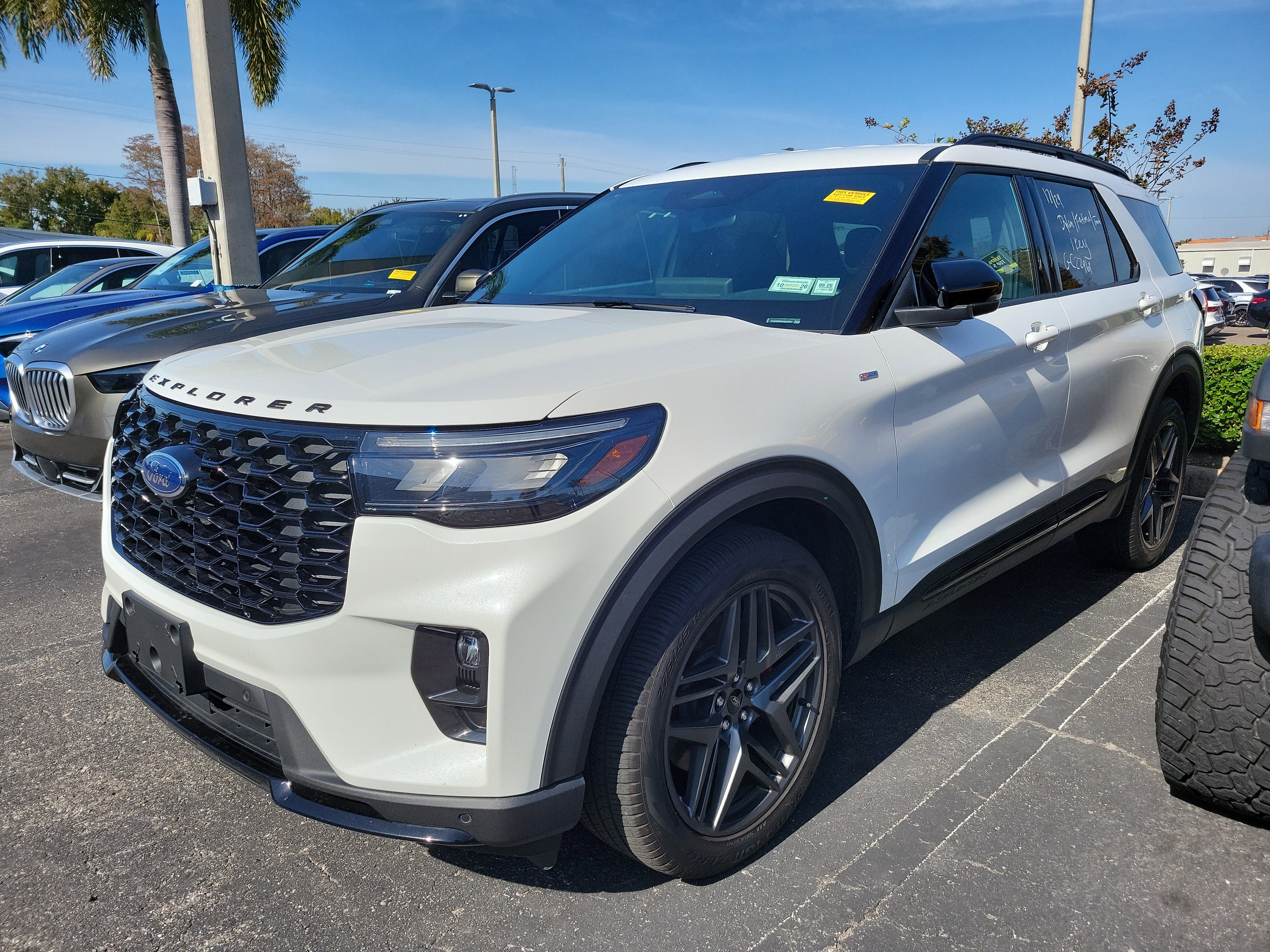 Used 2025 Ford Explorer ST-Line w/ Premium Package image 1