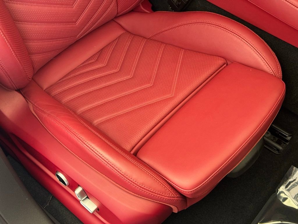 Used 2024 Maserati Grecale Trofeo image 65