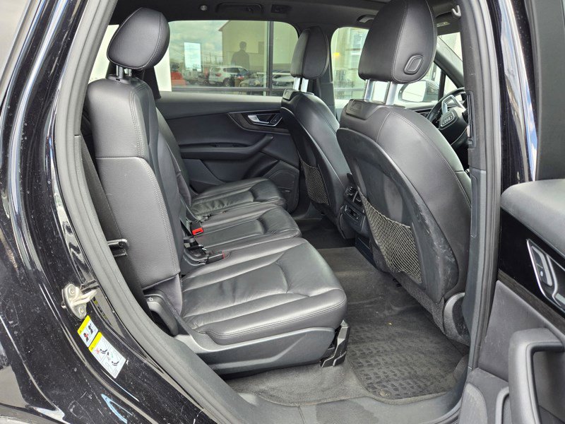 Used 2017 Audi Q7 3.0T Premium Plus w/ Premium Plus Package image 11