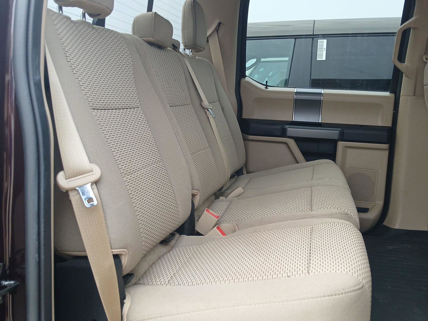 Used 2018 Ford F150 XLT w/ Equipment Group 302A Luxury AWD/4WD image 11